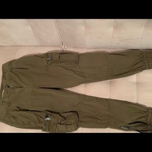 AUTH Burberry Camo Green Joggers